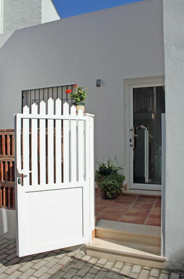 Apartamentos Angelita Plaza Beach Málaga Exterior foto