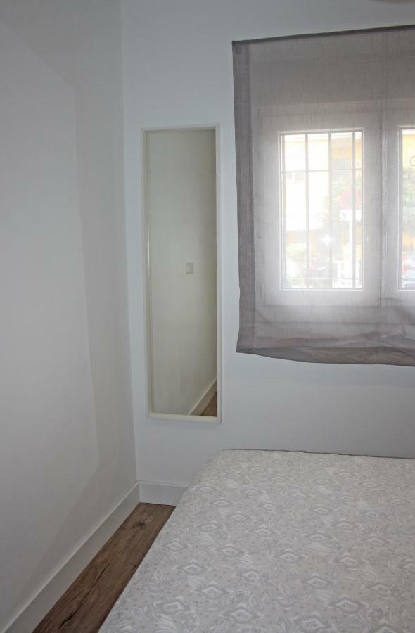 Apartamentos Angelita Plaza Beach Málaga Exterior foto