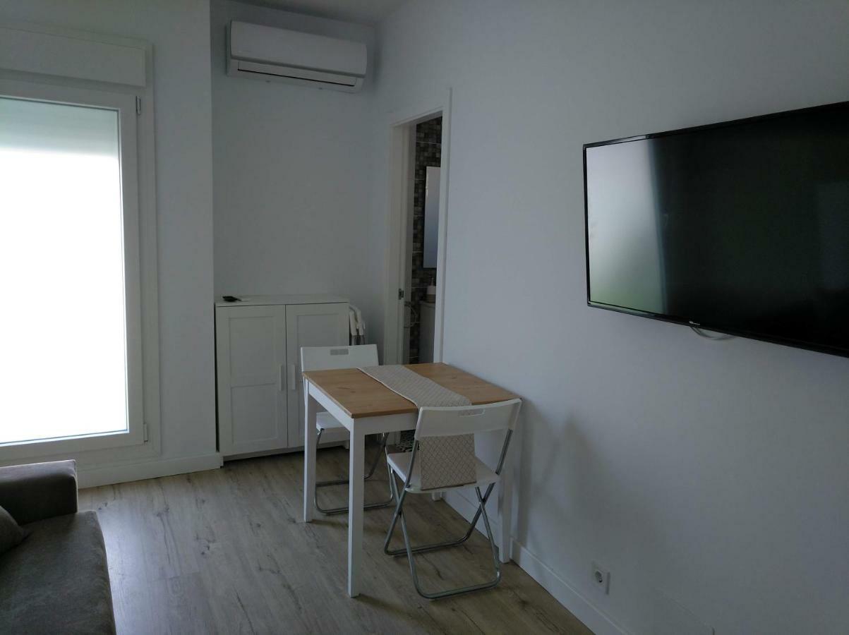 Apartamentos Angelita Plaza Beach Málaga Exterior foto